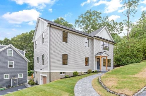 7 Hancock St, Arlington MA  02474-1315 exterior