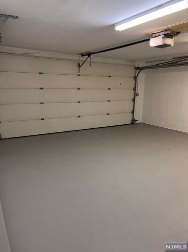 4 Mahan St, Tenafly NJ  07670-1822 exterior