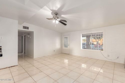 4718 49 Ave, Phoenix AZ 85031-1308 exterior