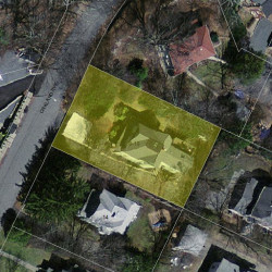 10 Oakland Ave, Newton MA 02466-1705 aerial view