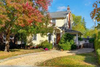 108 Torrence Rd, Columbus, OH 43214-3820