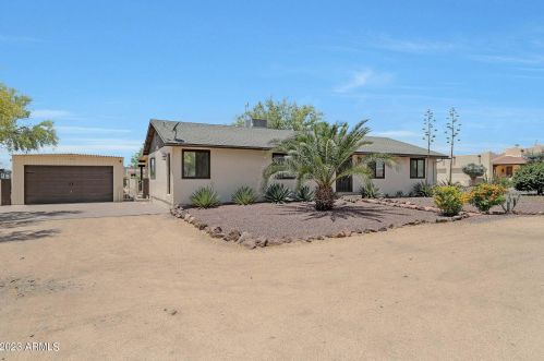 38234 15th Ave, Phoenix, AZ 85086-7240