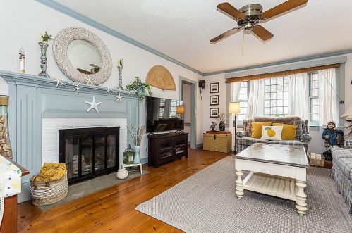 190 Countryside Dr, Chatham MA  02633-1129 exterior