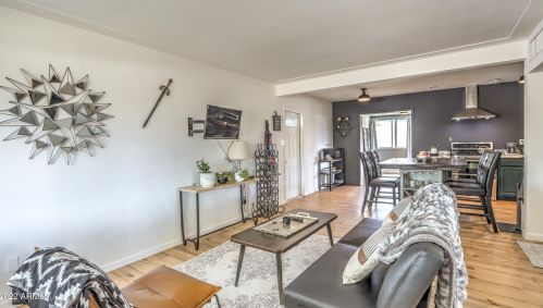 1819 45th St, Phoenix AZ 85032-2387 exterior