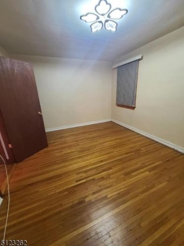 15 Carpenter Ter, Belleville NJ  07109-4437 exterior