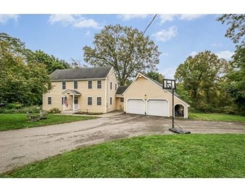 38 Central St, Acton MA  01719-1200 exterior