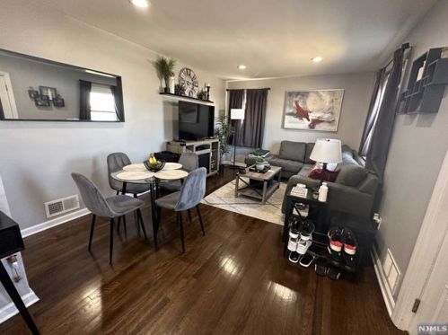 106 Nolton St, Belleville NJ  07109-2237 exterior