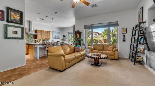 3017 Eagle Claw Dr, Phoenix AZ 85086-2113 exterior