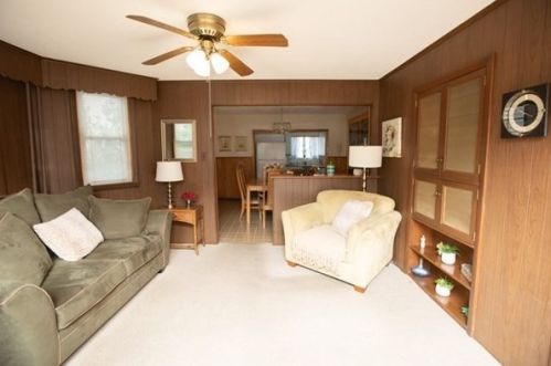 27 Prescott Ave, Chelsea MA 02150-2113 exterior