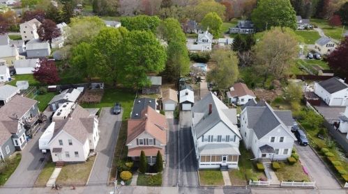 32 Winter St, Taunton MA 02780-1922 exterior