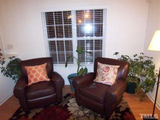 23 Edgebrook Cir, Durham NC  27703-4904 exterior