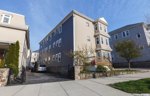 764 Plymouth Ave, Fall River MA 02721-1946 exterior