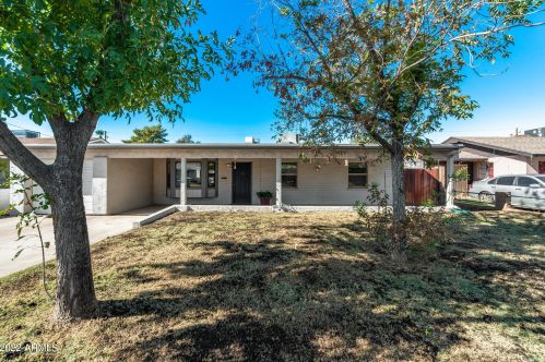 4206 33rd Dr, Phoenix, AZ 85017-3809