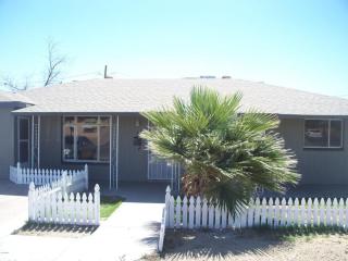 5029 Campbell Ave, Phoenix AZ  85031-1340 exterior