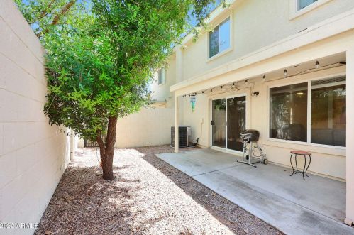 16015 30th St, Phoenix AZ 85032-3708 exterior