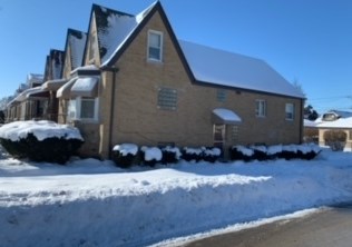 1502 Home Ave, Forest View, IL 60402-1350