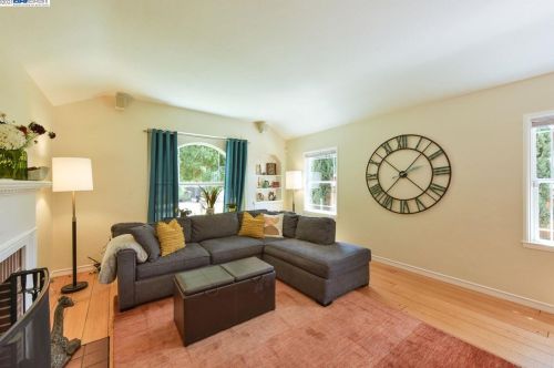 612 Pala Ave, San Leandro, CA 94577-2942