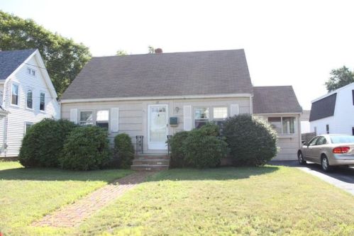 37 Dyer Ave, Whitman MA  02382-2408 exterior