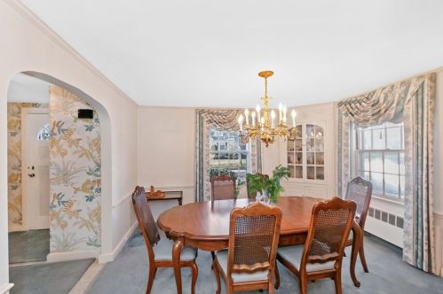 51 Fessenden St, Newton MA 02460-1119 exterior