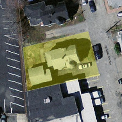 17 Washington Ter, Newton MA 02460-1522 aerial view