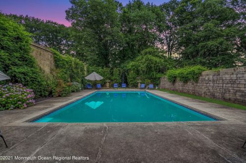 310 Cooper Rd, Tinton Falls NJ 07701-6010 exterior