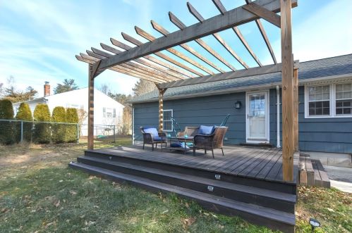 847 Burt St, Taunton MA  02780-2248 exterior