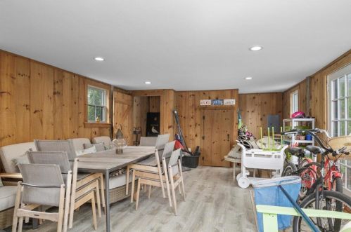 125 Seaview St, Chatham MA 02633-2330 exterior