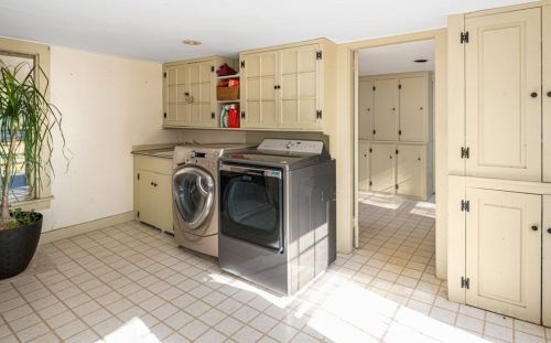 691 River St, Hingham MA 02061-2214 exterior