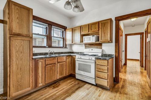 3424 Clinton Ave, Forest View IL 60402-3322 exterior