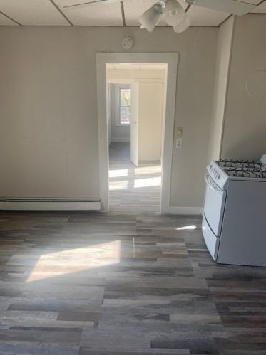 28 Park St, Lawrence MA 01841-1856 exterior