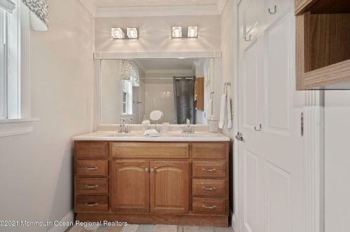 5 Mt Olive Ln, Jackson Twp NJ 08527-4835 exterior