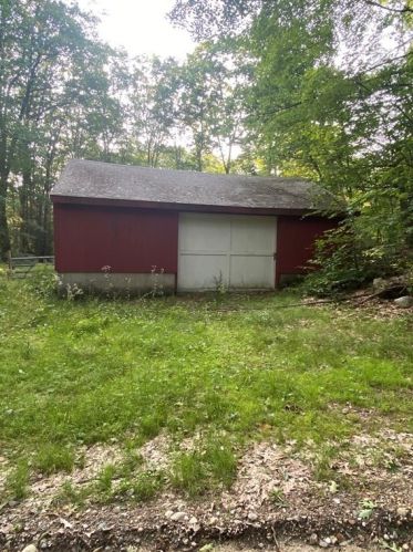 201 Bliss Hl Rd, Royalston MA 01368-8952 exterior