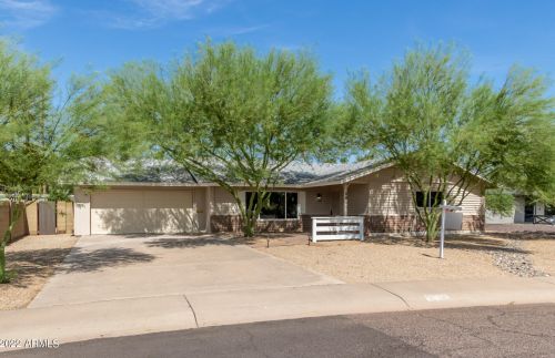 6810 16th Dr, Phoenix, AZ 85015-1429