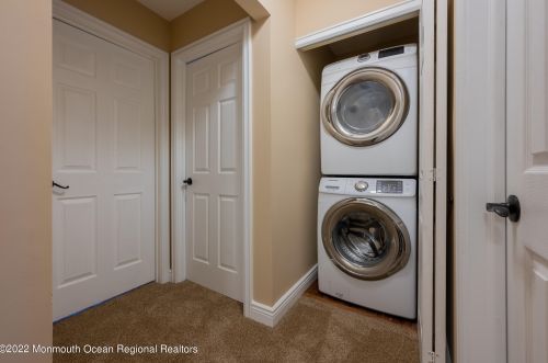 17 Heritage Ter, Jackson Twp NJ 08527-2238 exterior