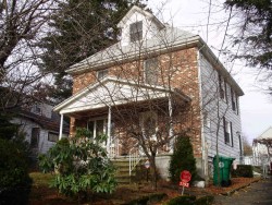 1192 Chestnut St, Newton, MA 02464-1309