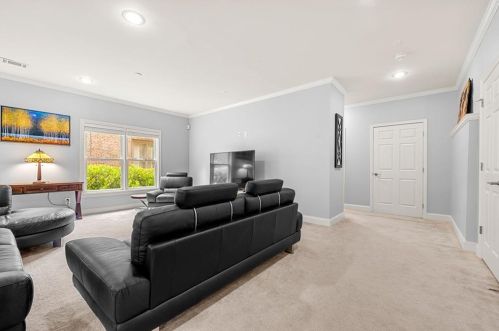 1789 Buckhead Vly Ln, Atlanta GA 30324-2795 exterior