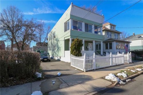 81 Lowell St, Carteret NJ  07008-2615 exterior