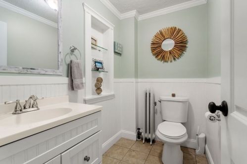 32 Pulaski St, Peabody MA 01960-1831 exterior