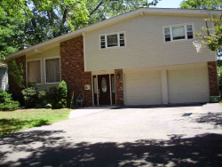 75 Esty Farm Rd, Newton, MA 02459-3606