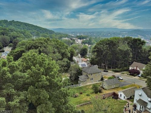 59 Audrey Pl, Dover NJ  07801-4812 exterior