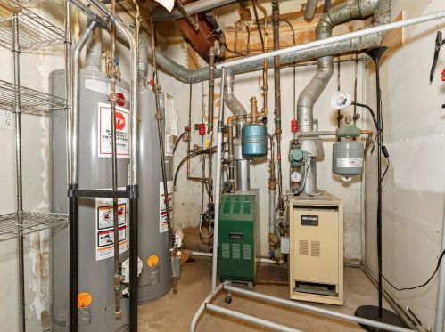 110 Sussex St, East Newark NJ 07029-2121 exterior