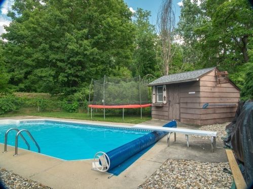 155 Miller St, Montgomery, MA 01085-3254