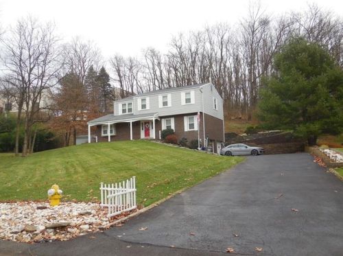 120 Whitby Pl, Gibsonia, PA 15044-9332