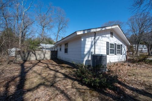 32 Birch Ln, Ipswich MA 01938-1134 exterior