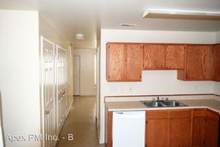 1120 Canopy Ct, Louisville KY  40211-1639 exterior