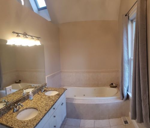 8 Clemmons St, Southborough MA  01772-1314 exterior