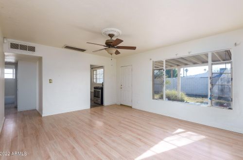 1845 Crittenden Ln, Phoenix AZ  85016-6406 exterior