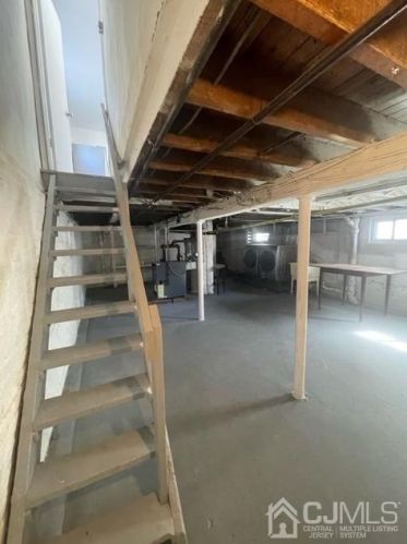 100 Emerson St, Carteret NJ  07008-2612 exterior