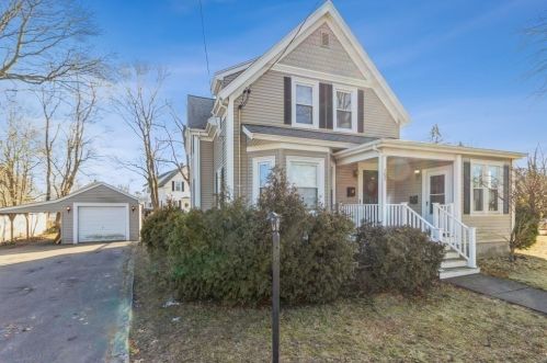 307 Pleasant St, Weymouth, MA 02190-2641