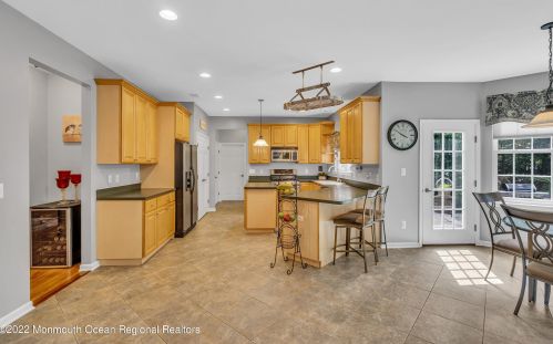 12 Swallow Tail Ct, Jackson Twp NJ 08527-2872 exterior